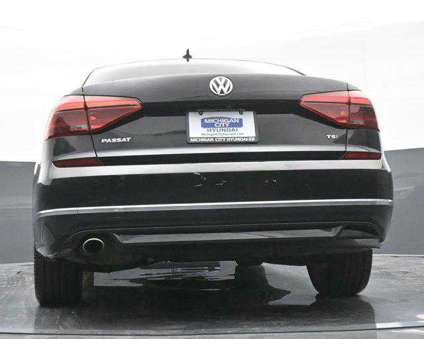 2017 Volkswagen Passat R-Line w/Comfort Pkg is a 2017 Volkswagen Passat Sedan in Michigan City IN