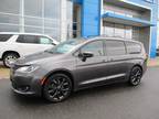 2018 Chrysler Pacifica Gray, 135K miles