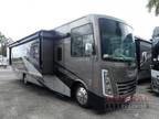 2025 Thor Motor Coach Luminate CC35