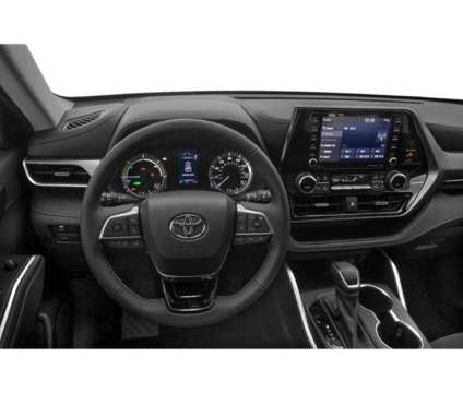 2021 Toyota Highlander Hybrid XLE is a Grey 2021 Toyota Highlander Hybrid in Seaside CA