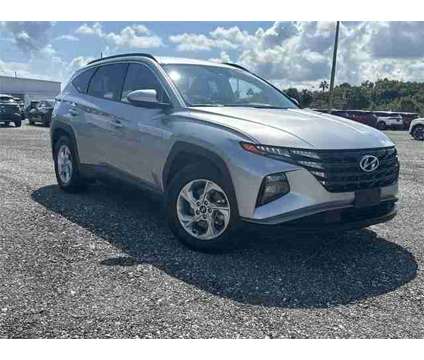 2024 Hyundai Tucson SEL is a Silver 2024 Hyundai Tucson SUV in Fort Pierce FL