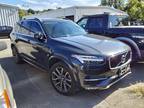 2017 Volvo XC90 T6 Momentum