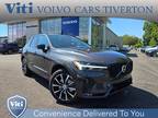 2025 Volvo XC60 B5 Plus Dark Theme