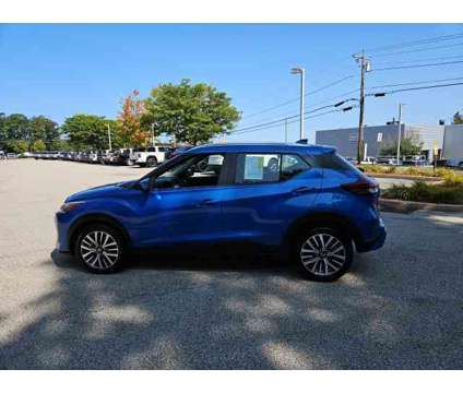 2021 Nissan Kicks SV is a Blue 2021 Nissan Kicks SV SUV in Auburn MA