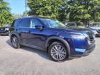 2024 Nissan Pathfinder Blue, 16K miles