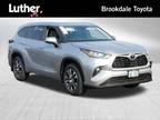 2021 Toyota Highlander Silver, 39K miles