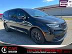 Used 2022 Chrysler Pacifica for sale.