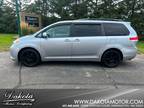 2011 Toyota Sienna XLE 7-Passenger - Farmington,MN