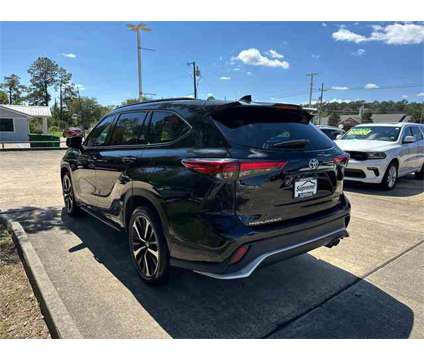 2022 Toyota Highlander XSE is a Black 2022 Toyota Highlander SUV in Hammond LA