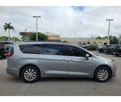 2017 Chrysler Pacifica Touring-L is a Silver 2017 Chrysler Pacifica Touring Van in Punta Gorda FL