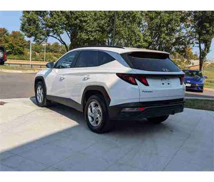 2024 Hyundai Tucson SEL is a White 2024 Hyundai Tucson SUV in Algonquin IL