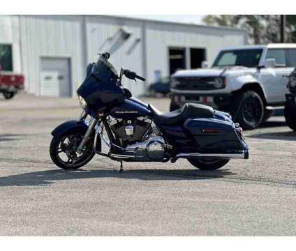 2014 Harley-Davidson FLHXS Street Glide TOURING is a Blue 2014 Harley-Davidson FLH Motorcycle in Manteno IL