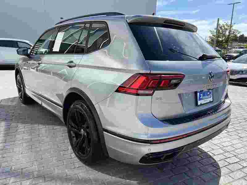 2023 Volkswagen Tiguan 2.0T SE R-Line Black