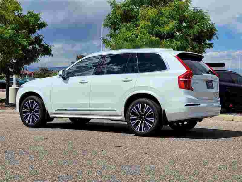 2023 Volvo XC90 Recharge Plug-In Hybrid T8 Plus 6 Passenger