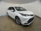 2024 Toyota Sienna White, new