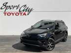 2017 Toyota RAV4 SE