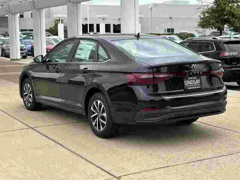 2025 Volkswagen Jetta S