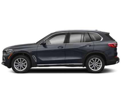 2022 BMW X5 xDrive40i is a Grey 2022 BMW X5 4.8is SUV in Brooklyn NY