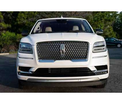 2019 Lincoln Navigator Reserve is a Silver, White 2019 Lincoln Navigator Reserve SUV in Rome GA