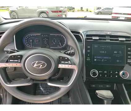 2022 Hyundai Tucson SEL is a Black 2022 Hyundai Tucson SUV in Joliet IL