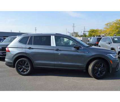 2024 Volkswagen Tiguan 2.0T SE is a Grey, Silver 2024 Volkswagen Tiguan 2.0T SUV in Highland Park IL