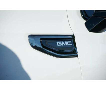 2022 GMC Yukon 4WD AT4 is a White 2022 GMC Yukon 4WD SUV in Rome GA