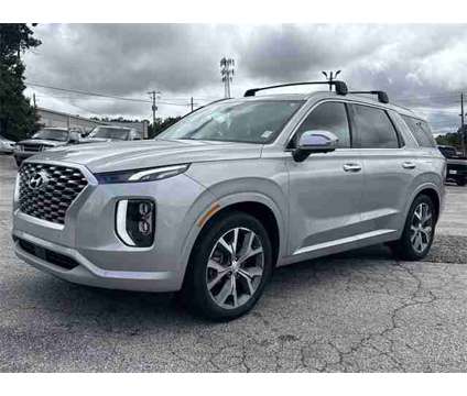 2022 Hyundai Palisade Limited is a Silver 2022 SUV in Auburn AL