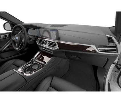 2021 BMW X6 xDrive40i is a Black 2021 BMW X6 SUV in Brooklyn NY