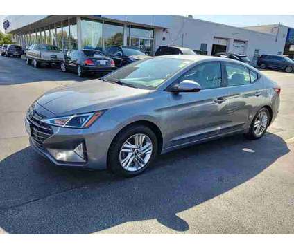 2019 Hyundai Elantra SEL is a Grey 2019 Hyundai Elantra Sedan in Calumet City IL