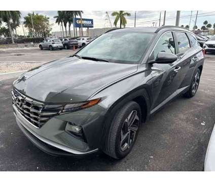 2022 Hyundai Tucson SEL is a Grey 2022 Hyundai Tucson SUV in Hialeah FL