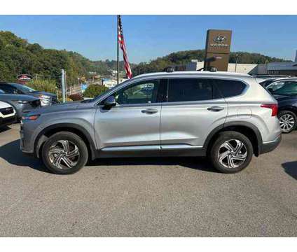 2023 Hyundai Santa Fe SEL is a Silver 2023 Hyundai Santa Fe SUV in Pittsburgh PA