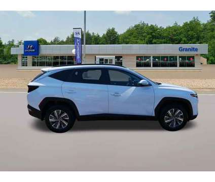 2022 Hyundai Tucson Hybrid Blue is a White 2022 Hyundai Tucson Hybrid in Somersworth NH