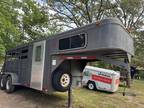 1996 Wilson 1996 Willson 3H Horse Trailer 3 horses