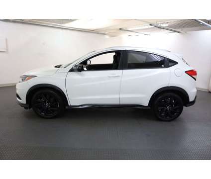 2022 Honda HR-V Silver|White, 38K miles is a Silver, White 2022 Honda HR-V SUV in Union NJ