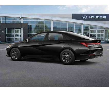 2022 Hyundai Elantra SEL is a Black 2022 Hyundai Elantra Sedan in Hempstead NY