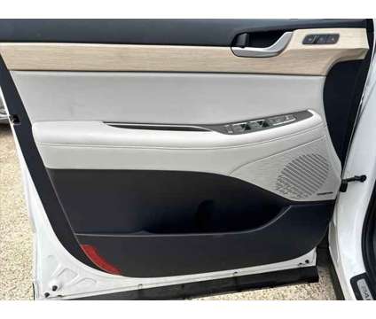 2023 Hyundai Palisade Limited is a White 2023 SUV in Montgomery AL