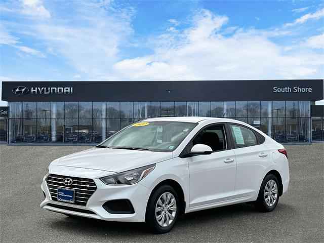 2022 Hyundai Accent SE