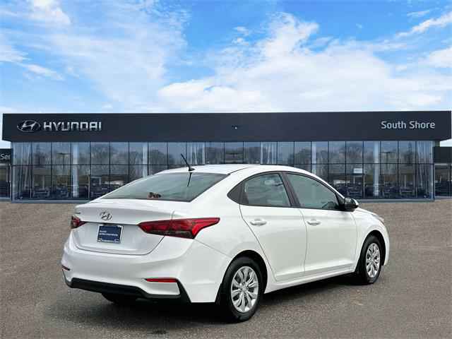 2022 Hyundai Accent SE