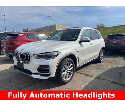 2023 BMW X5 xDrive45e is a White 2023 BMW X5 4.6is SUV in Dubuque IA