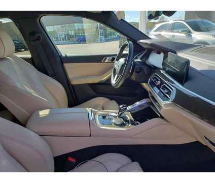 2022 BMW X6 xDrive40i is a White 2022 BMW X6 Car for Sale in Gates Mills OH