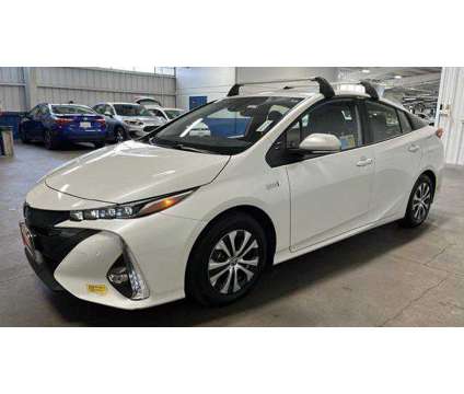 2022 Toyota Prius Prime Limited is a White 2022 Toyota Prius Prime Hatchback in Santa Rosa CA