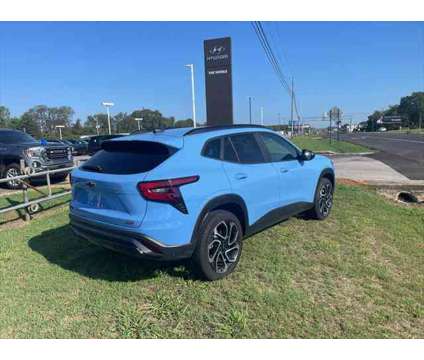 2024 Chevrolet Trax FWD 2RS is a Blue 2024 Chevrolet Trax Station Wagon in Tuscumbia AL