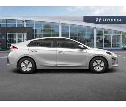 2022 Hyundai Ioniq Hybrid SE is a Silver 2022 Hyundai IONIQ Hybrid Hybrid in Dover DE