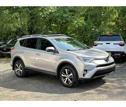 2017 Toyota RAV4 XLE is a Silver 2017 Toyota RAV4 XLE SUV in Danbury CT