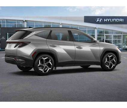 2022 Hyundai Tucson SEL is a Silver 2022 Hyundai Tucson SUV in Stuart FL