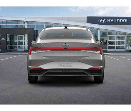 2022 Hyundai Elantra SEL is a 2022 Hyundai Elantra Sedan in Hialeah FL