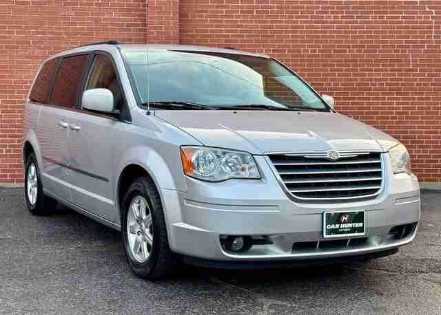 2010 Chrysler Town & Country for sale