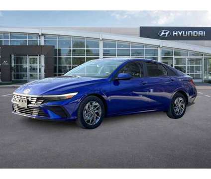 2024 Hyundai Elantra SEL is a Blue 2024 Hyundai Elantra Sedan in Nashua NH