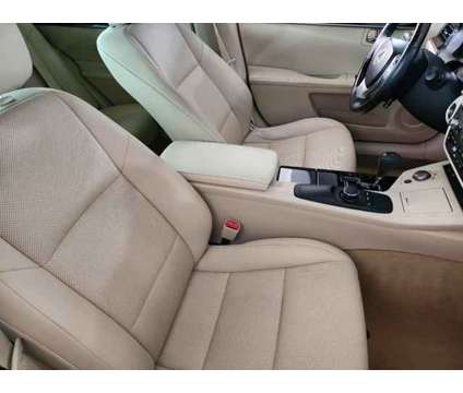 2014 Lexus ES 350 4dr Sdn is a Grey 2014 Lexus es 350 Sedan in Dallas TX