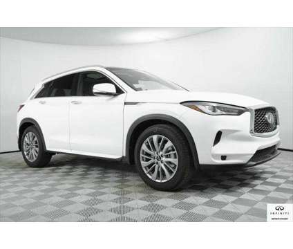 2024 Infiniti QX50 LUXE is a White 2024 Infiniti QX50 Luxe Station Wagon in Stuart FL